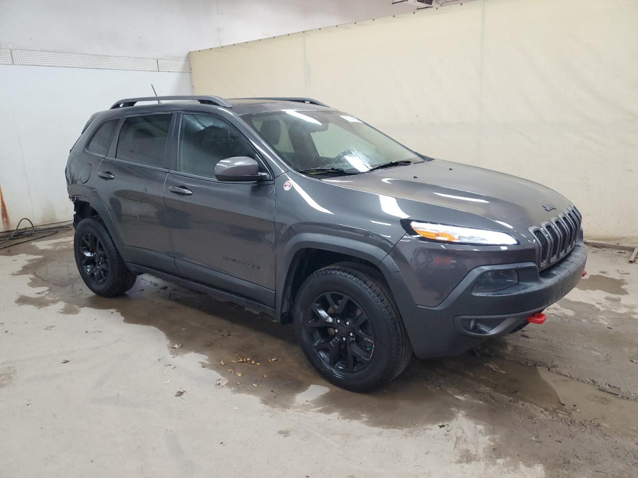 2015 JEEP CHEROKEE TRAILHAWK photo 4
