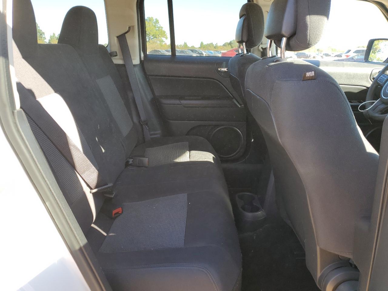 2012 JEEP PATRIOT SPORT photo 21