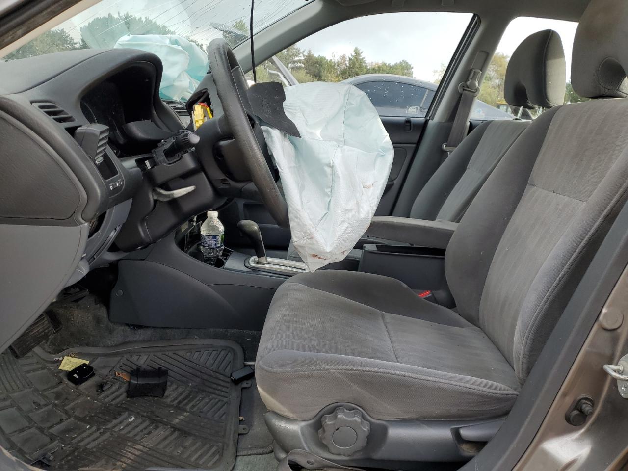 2004 HONDA CIVIC LX photo 13