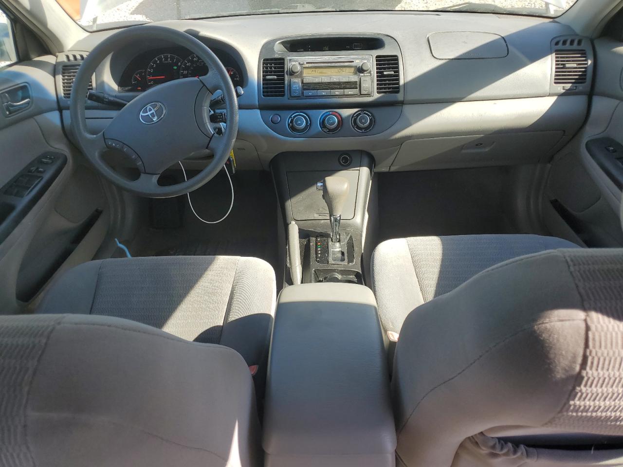 2006 TOYOTA CAMRY LE photo 15