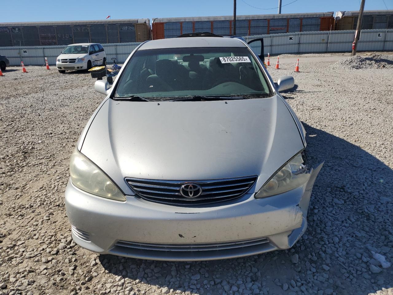 2006 TOYOTA CAMRY LE photo 9