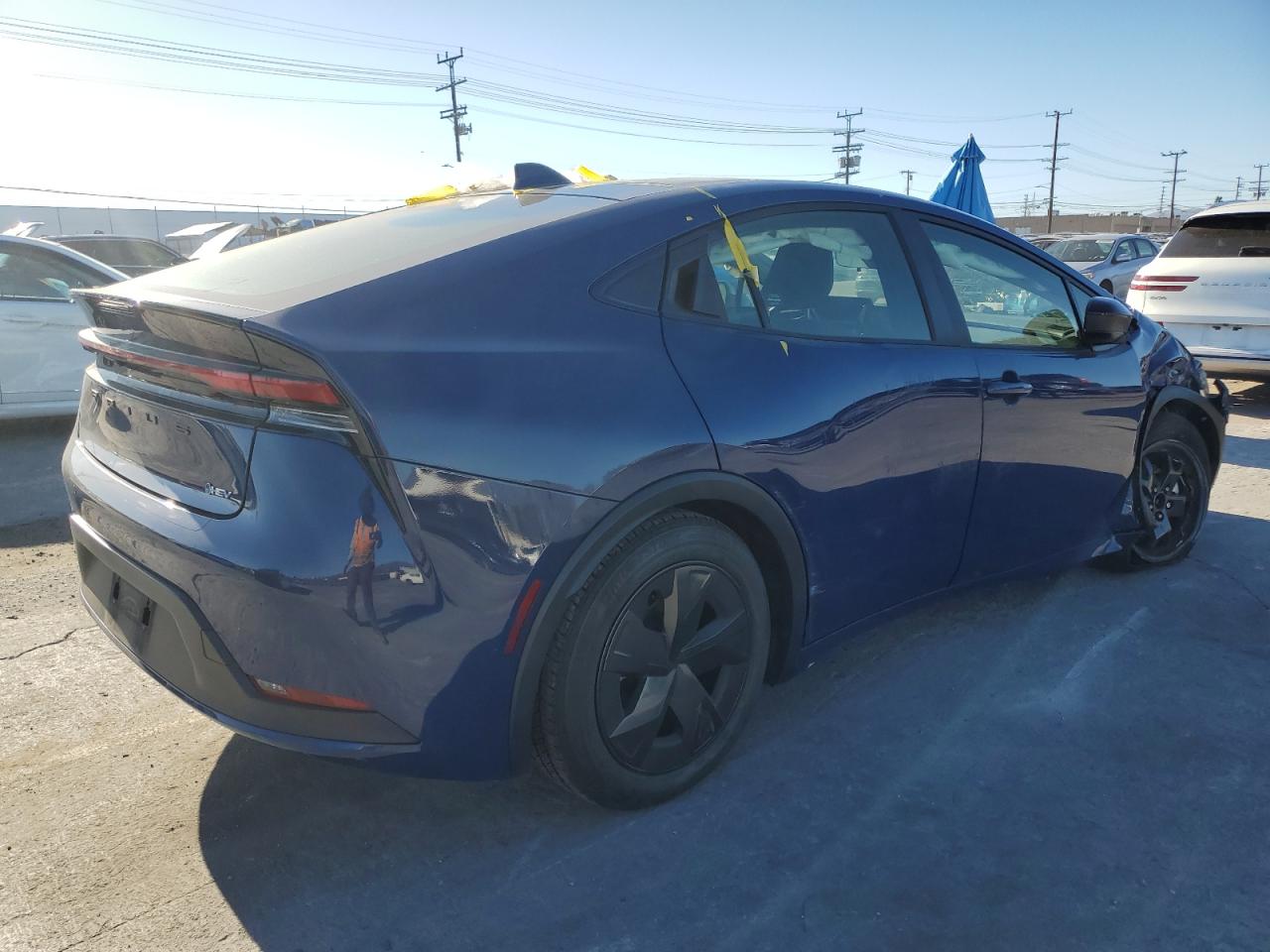 2024 TOYOTA PRIUS LE photo 5