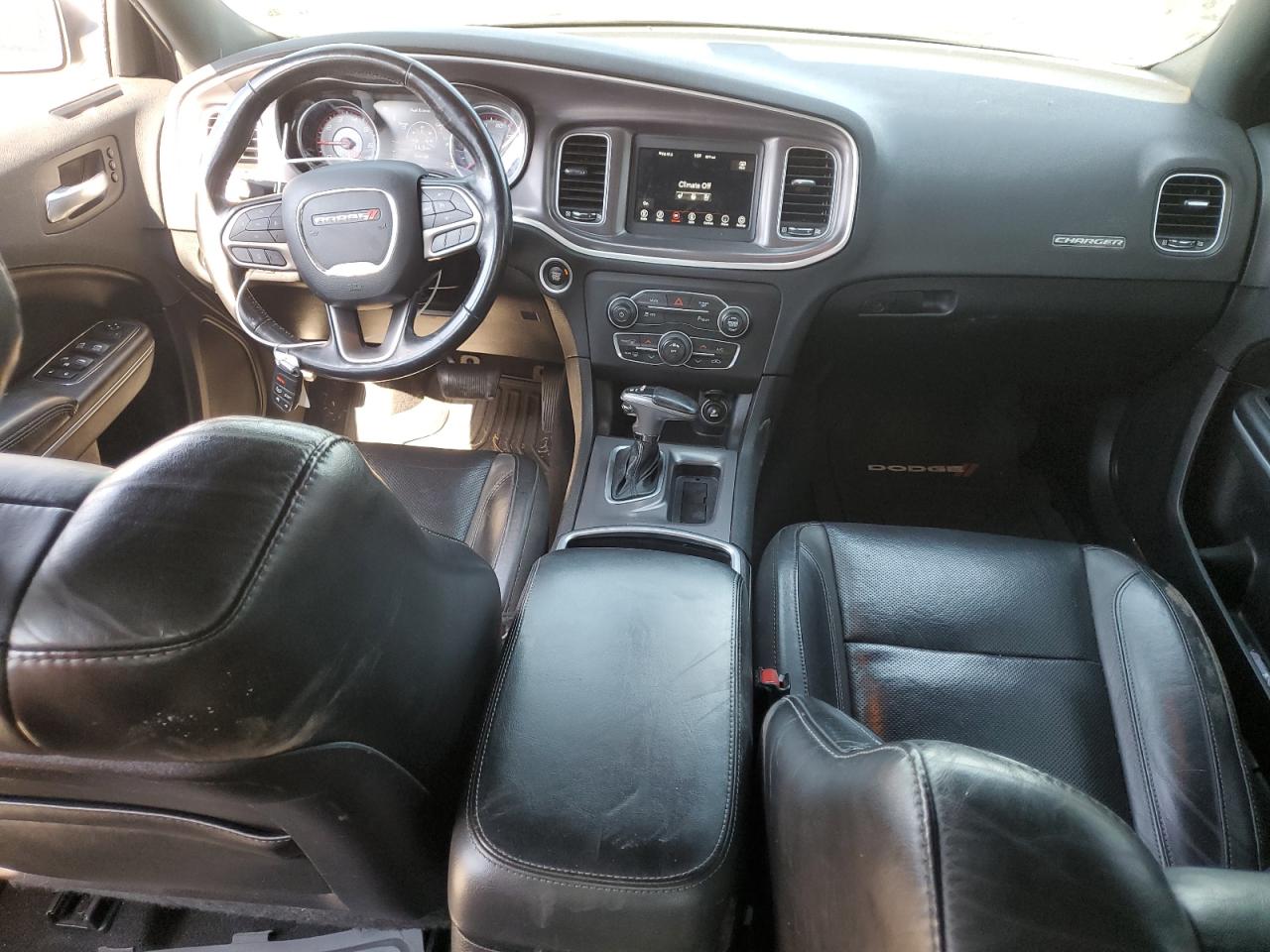 2020 DODGE CHARGER SXT photo 22