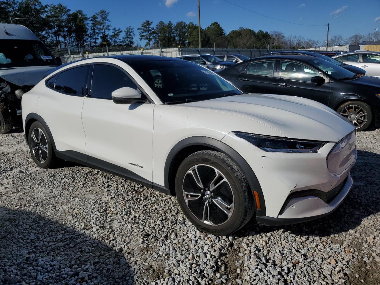 2021 FORD MUSTANG MACH-E SELECT photo 13