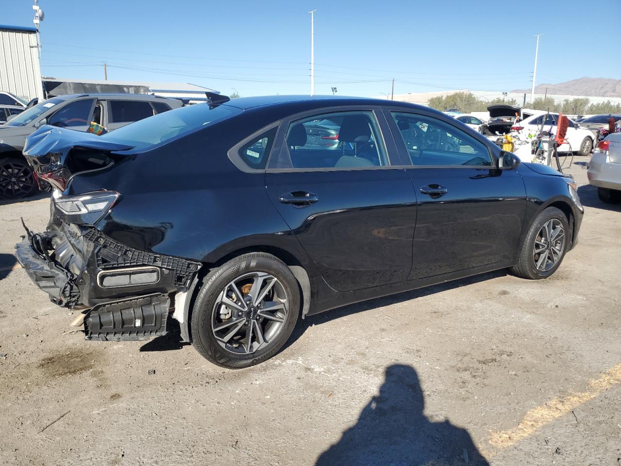 2023 KIA FORTE LXS photo 7