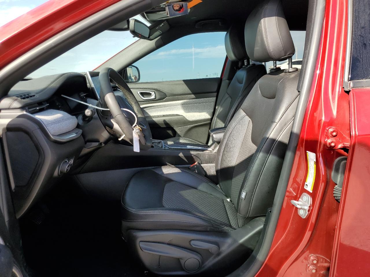 2024 JEEP COMPASS LATITUDE photo 13