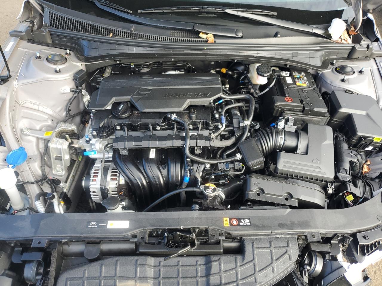 2025 HYUNDAI ELANTRA SE photo 11