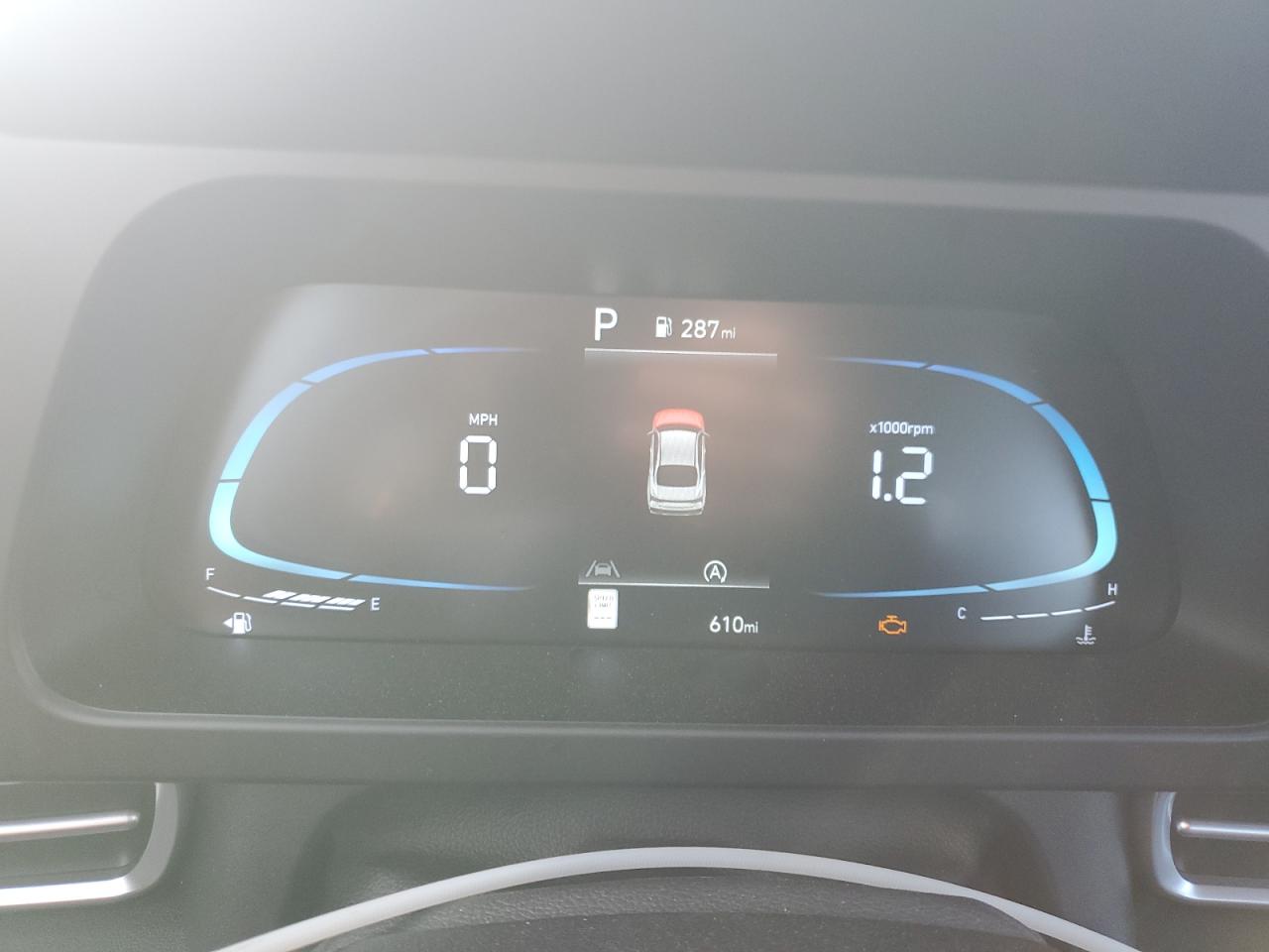 2025 HYUNDAI ELANTRA SE photo 9
