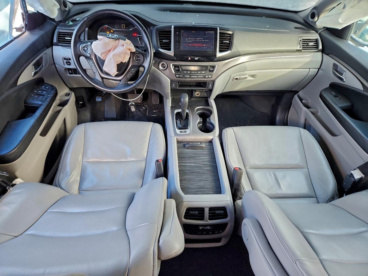 2016 HONDA PILOT EXL photo 8