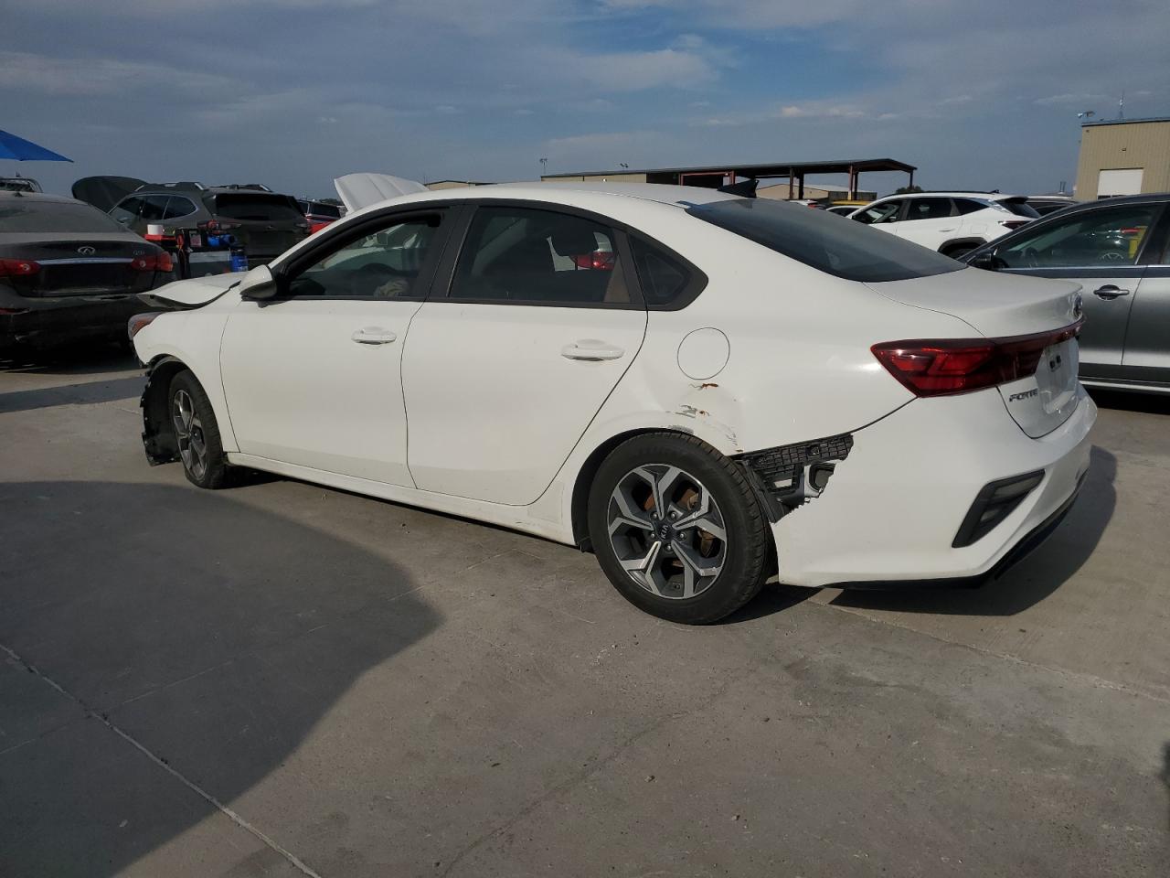 2021 KIA FORTE photo 4
