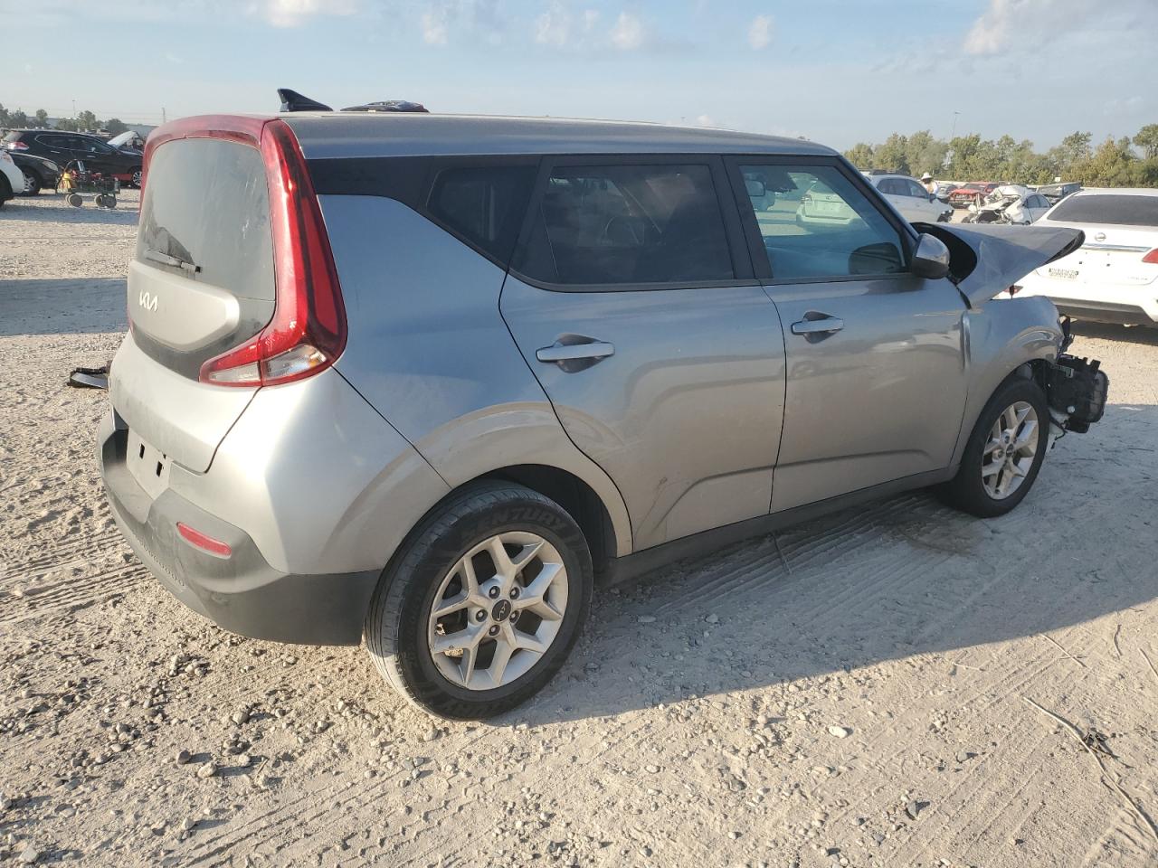 2022 KIA SOUL LX photo 7