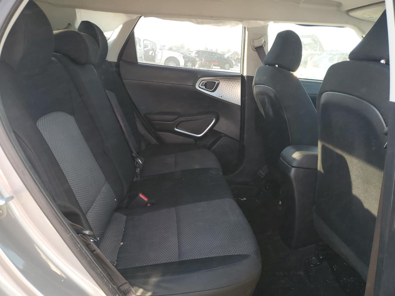 2022 KIA SOUL LX photo 31