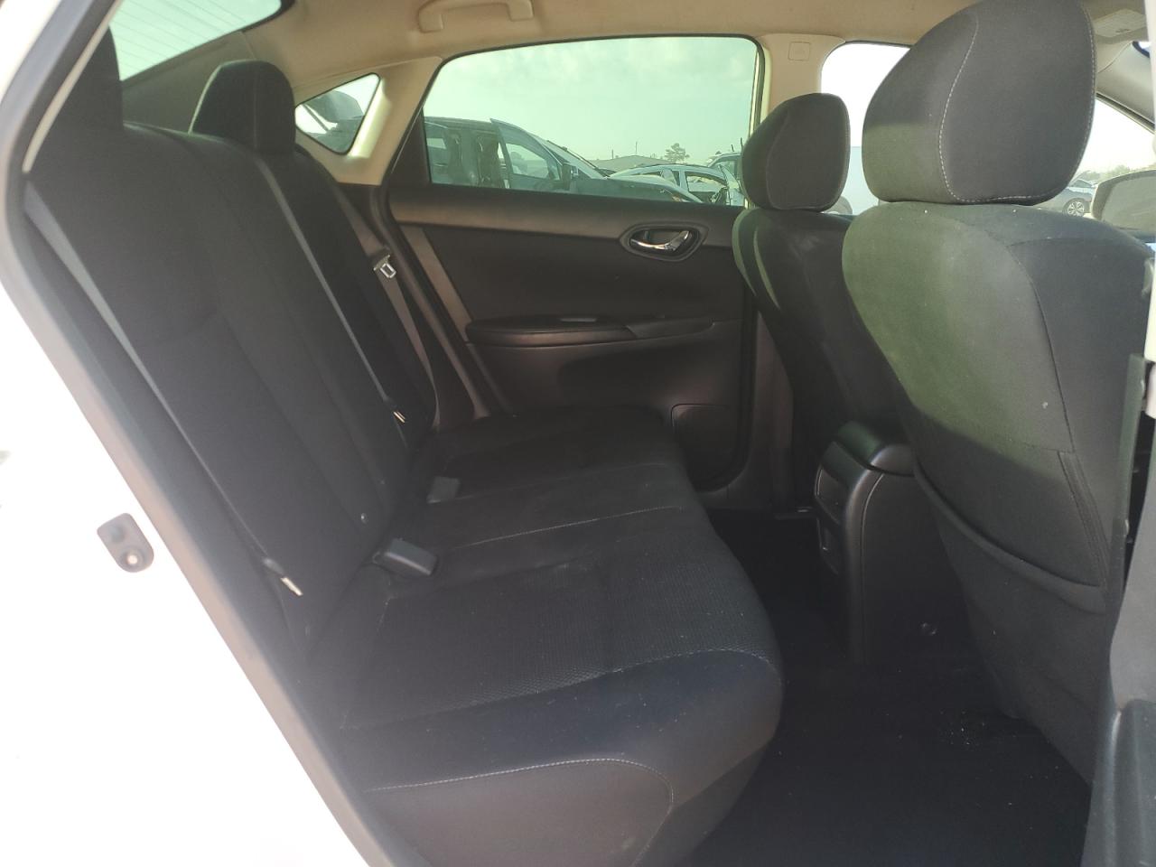 2019 NISSAN SENTRA S photo 28