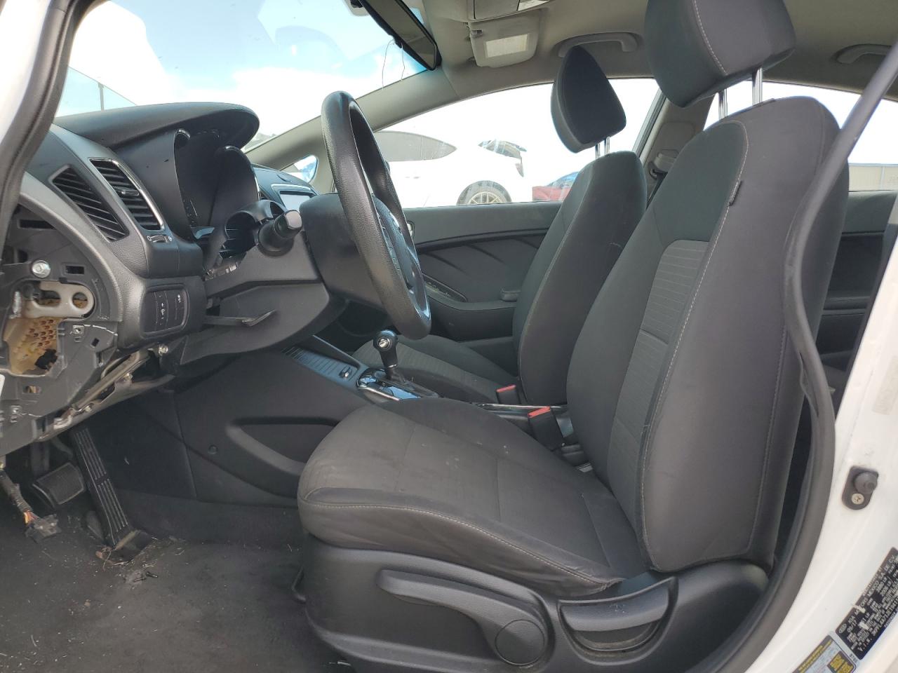 2018 KIA FORTE LX photo 19