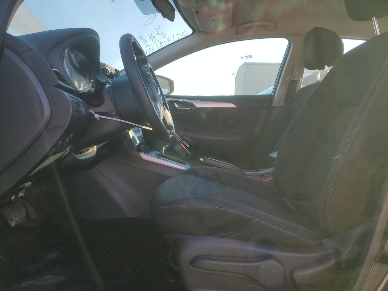 2019 NISSAN SENTRA S photo 19