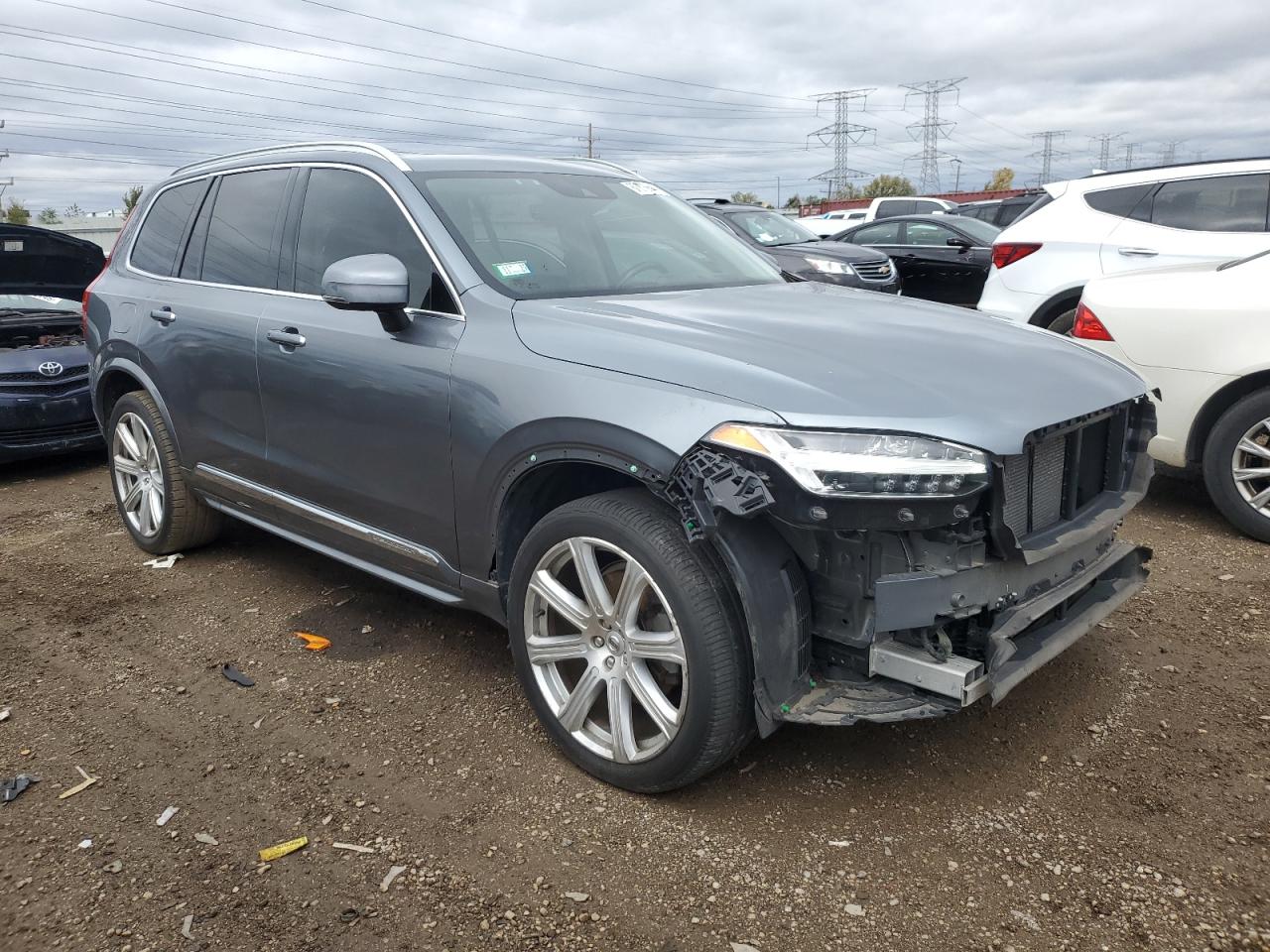 2017 VOLVO XC90 T6 photo 7