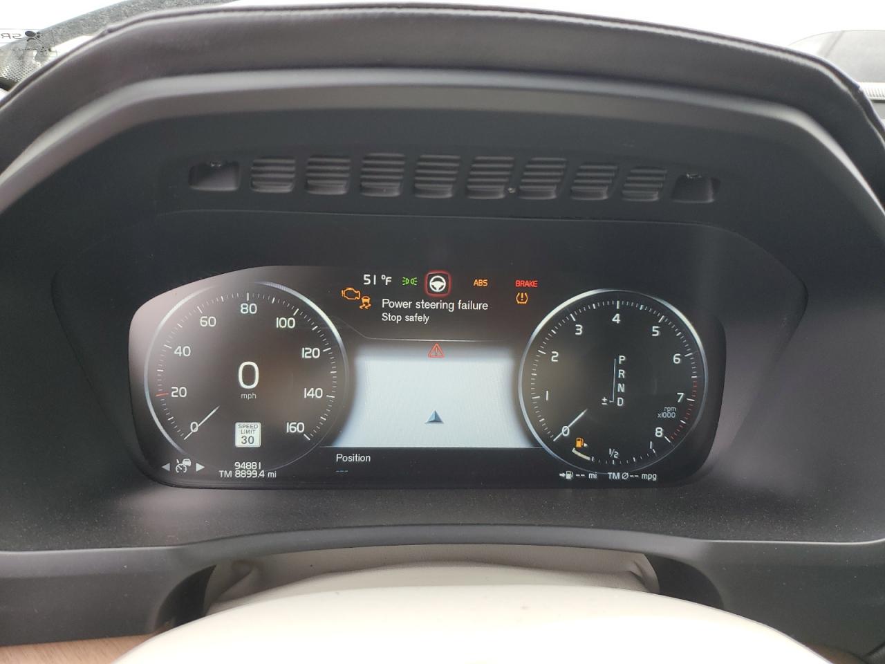 2017 VOLVO XC90 T6 photo 17