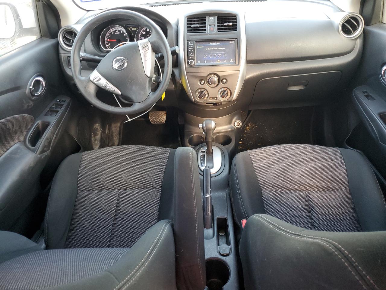 2019 NISSAN VERSA S photo 22
