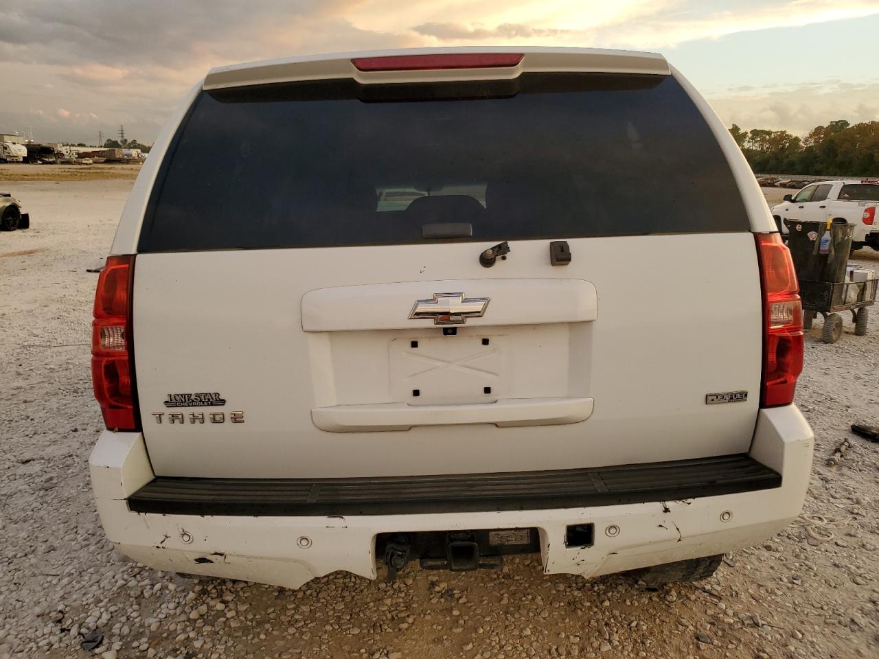 2011 CHEVROLET TAHOE C1500 LS photo 6