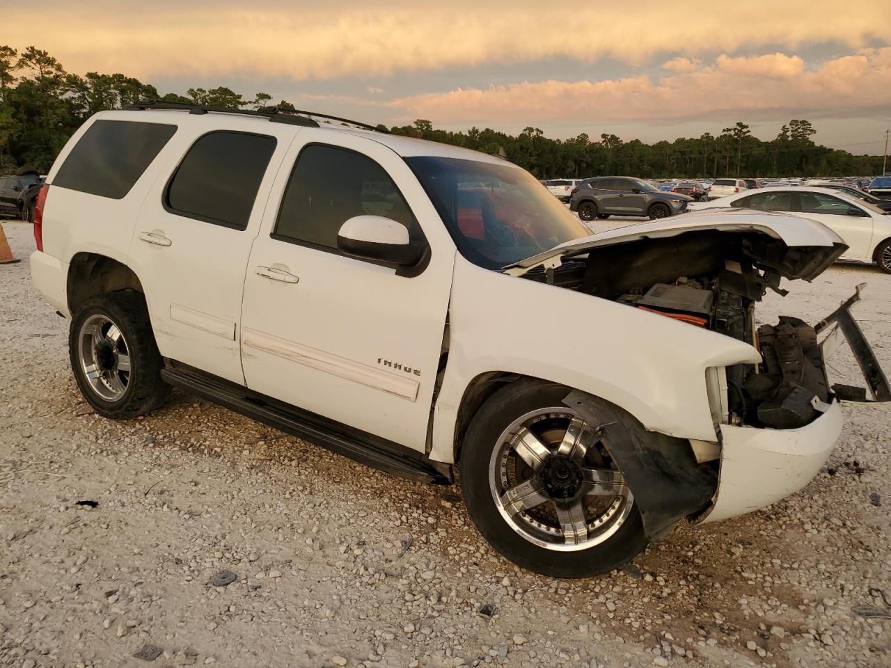 2011 CHEVROLET TAHOE C1500 LS photo 4