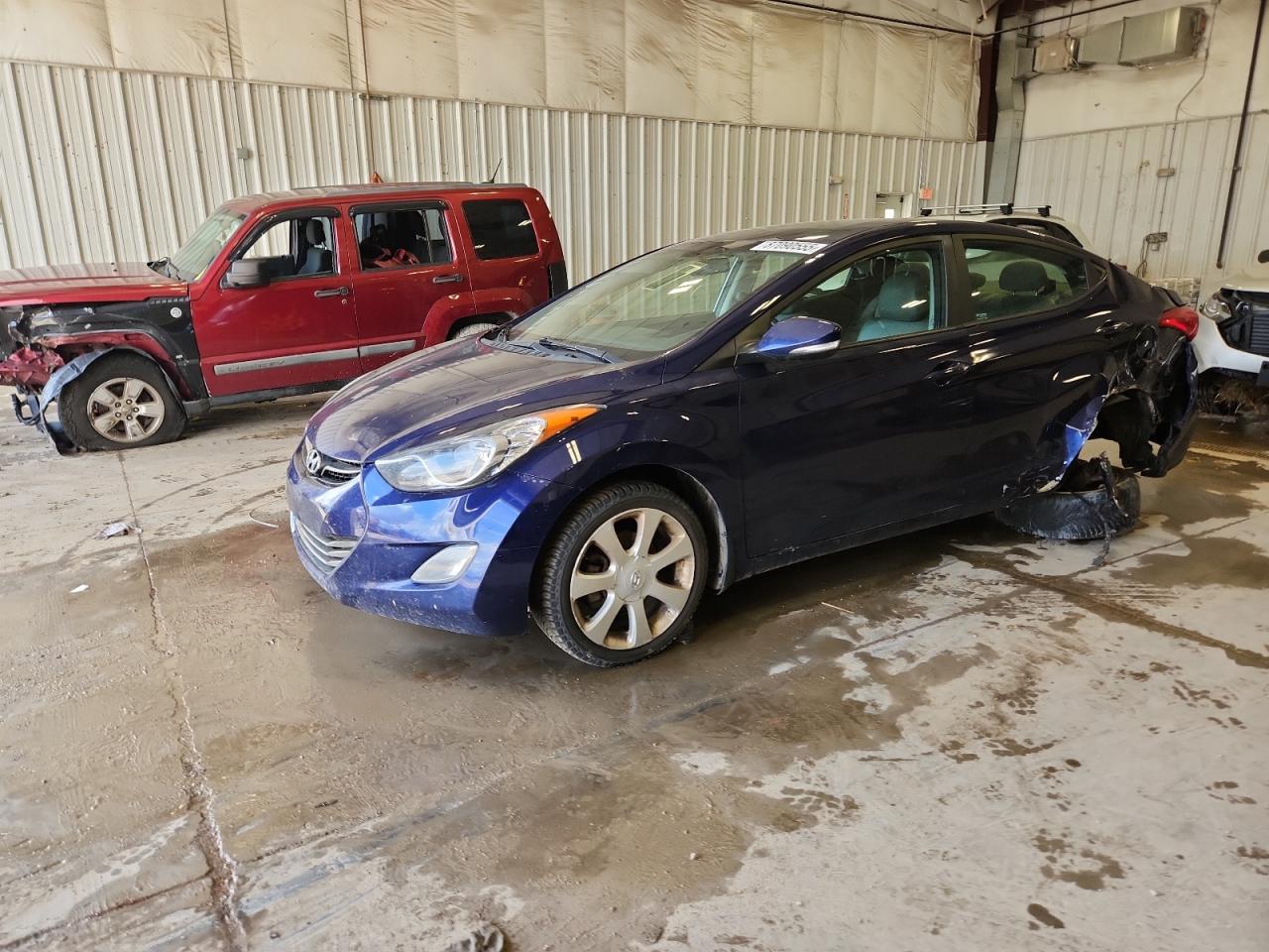 2013 HYUNDAI ELANTRA