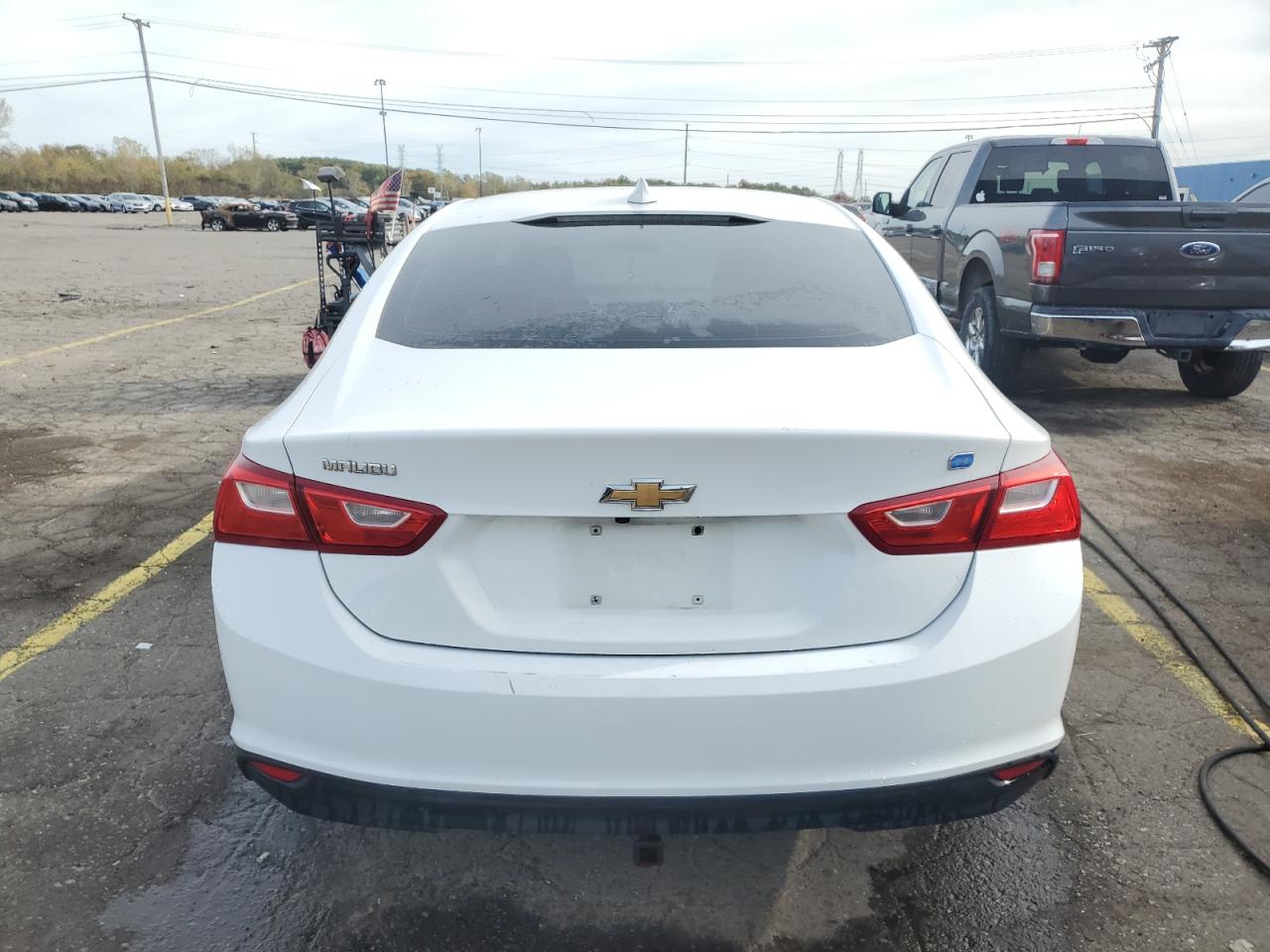 2017 CHEVROLET MALIBU HYBRID photo 16