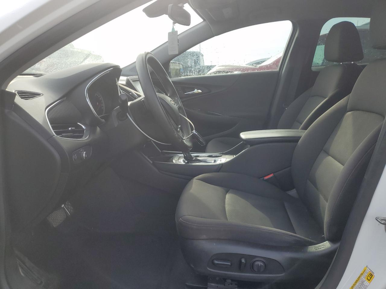 2017 CHEVROLET MALIBU HYBRID photo 19