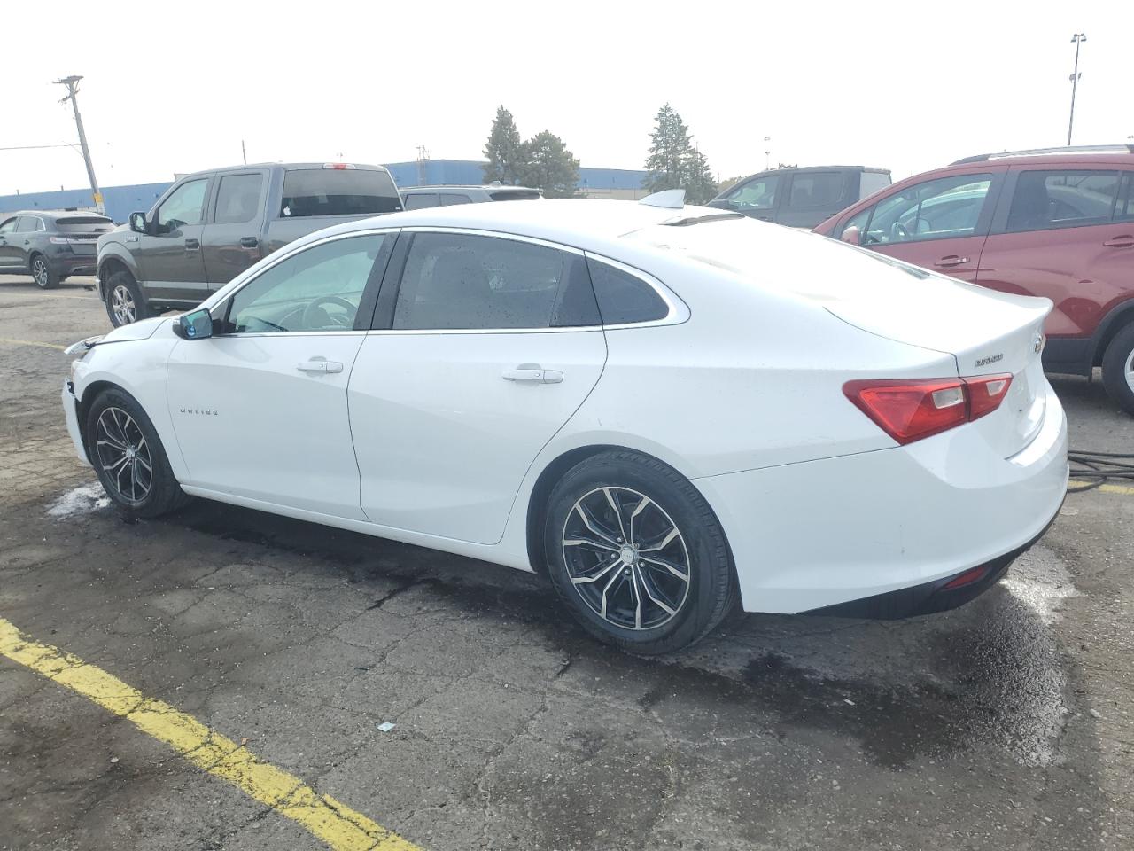2017 CHEVROLET MALIBU HYBRID photo 4