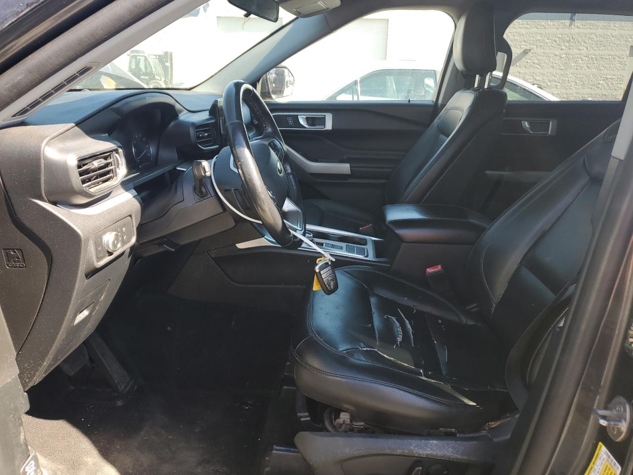 2020 FORD EXPLORER XLT photo 13