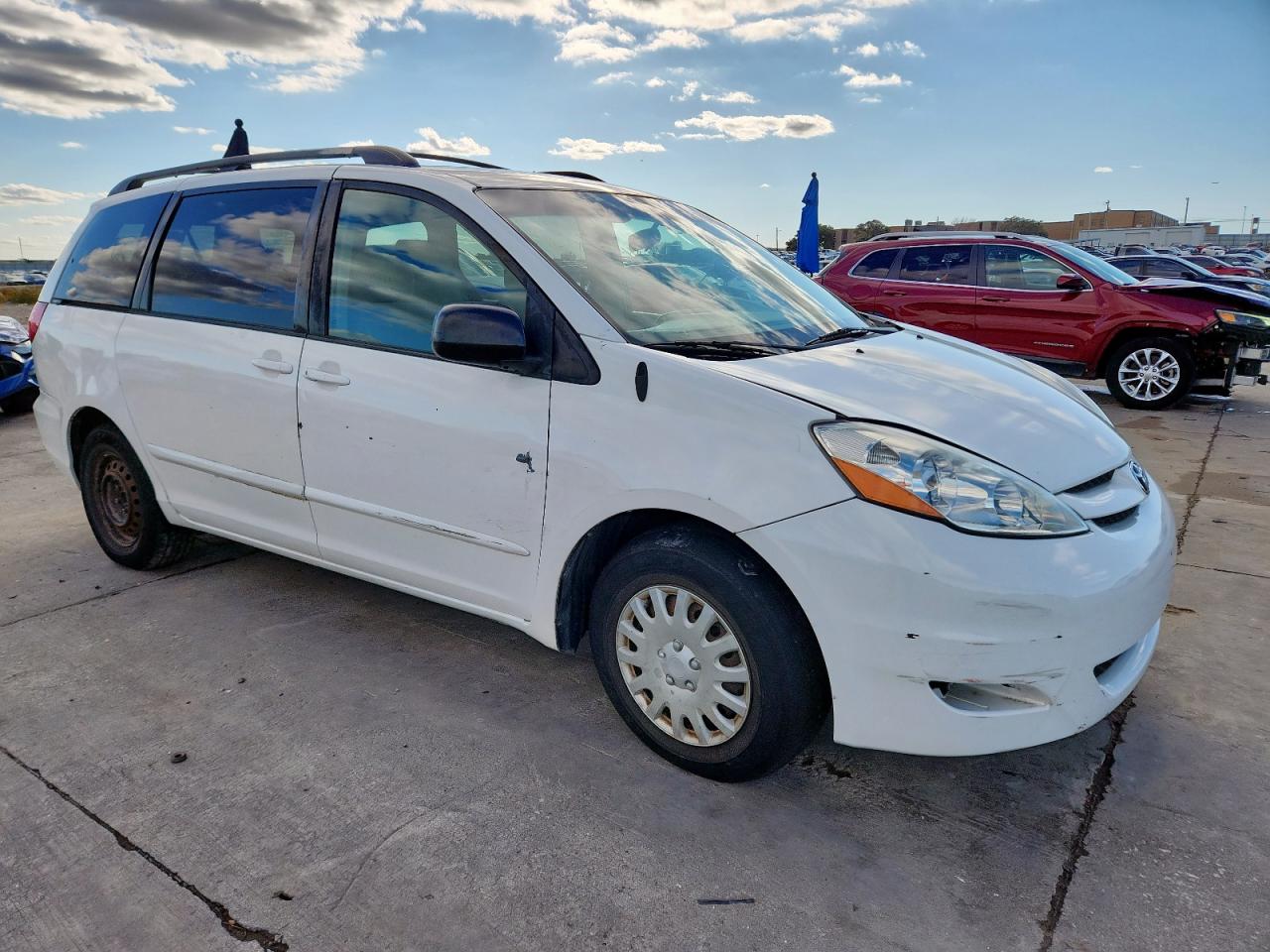 2006 TOYOTA SIENNA LE 8 PASSENGER photo 4