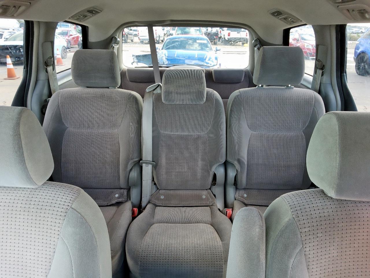 2006 TOYOTA SIENNA LE 8 PASSENGER photo 10