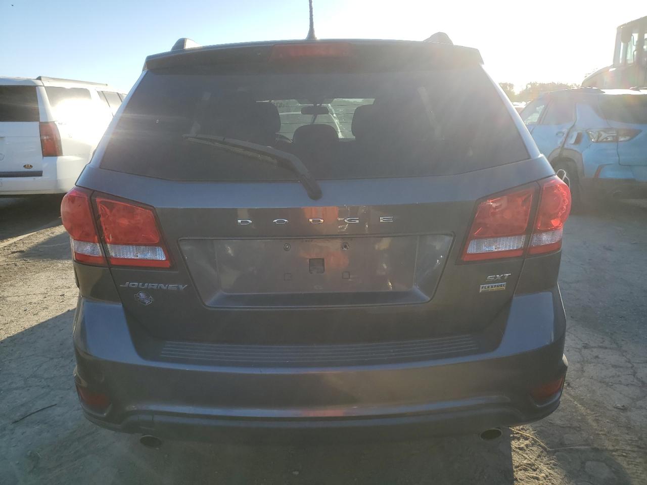2017 DODGE JOURNEY SXT photo 6