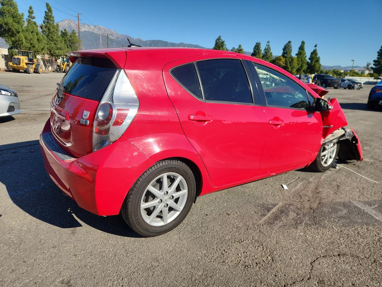 2012 TOYOTA PRIUS C FOUR photo 3
