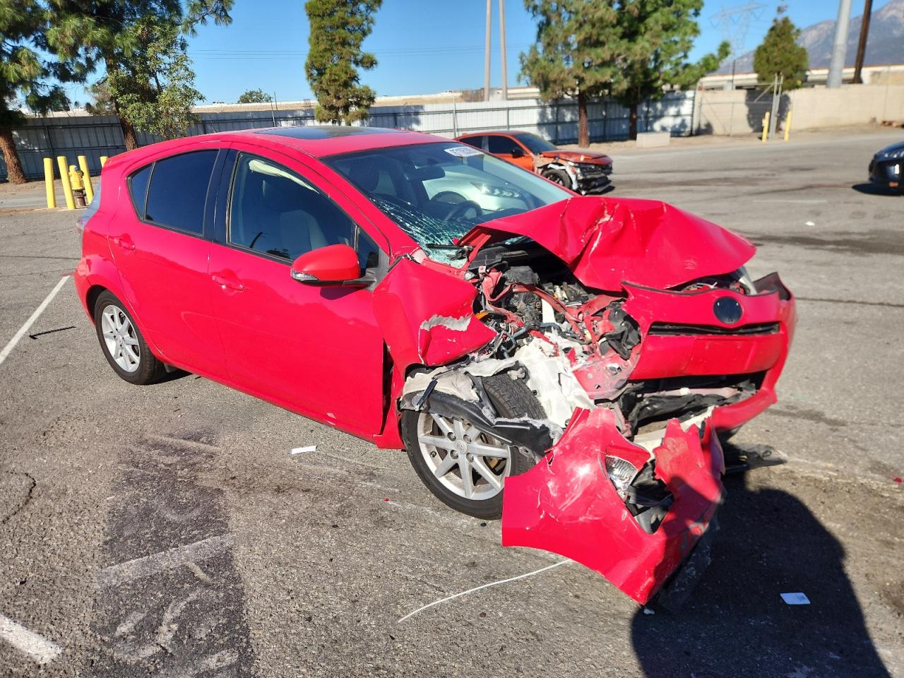 2012 TOYOTA PRIUS C FOUR photo 4
