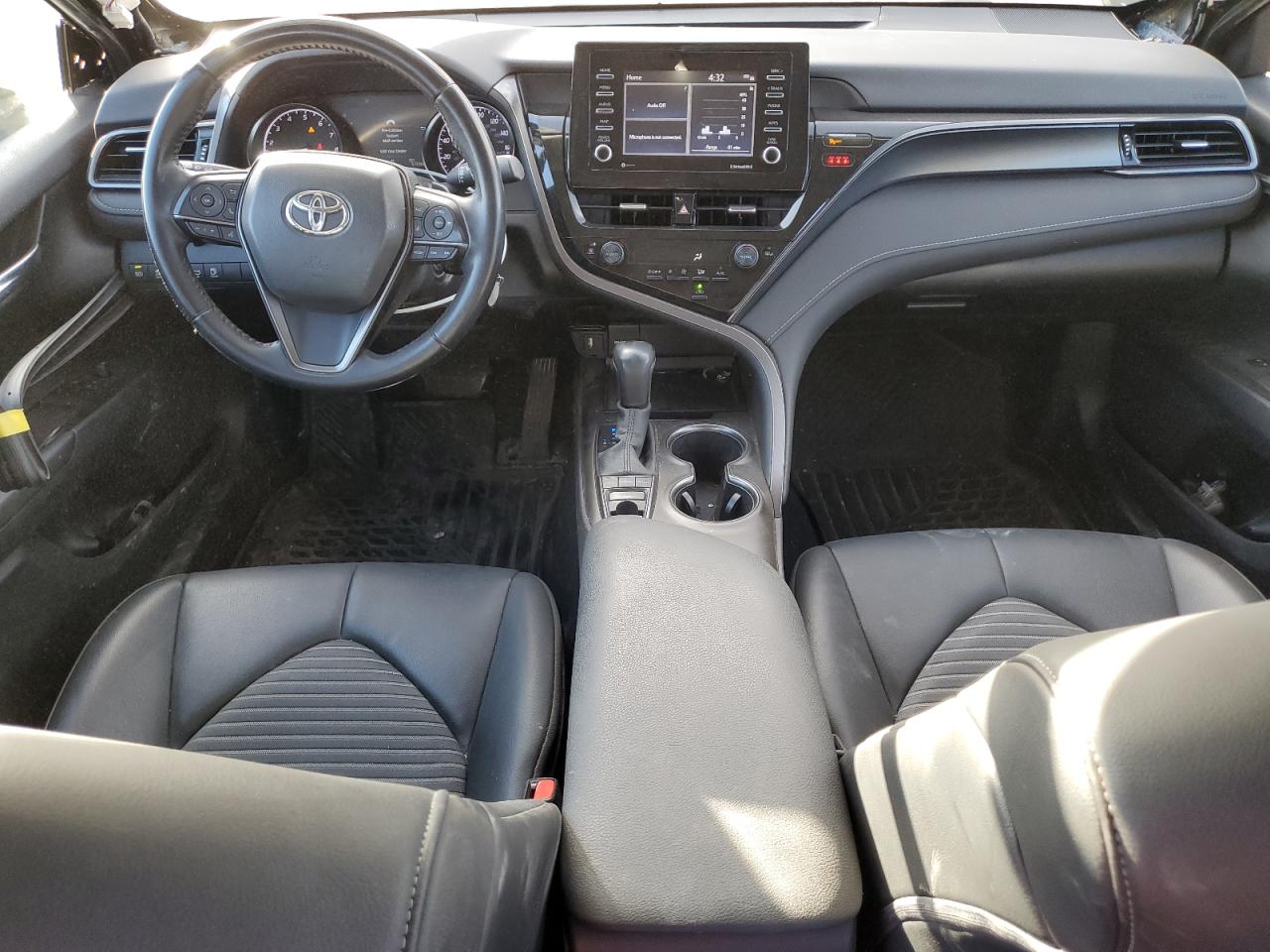 2022 TOYOTA CAMRY SE photo 15