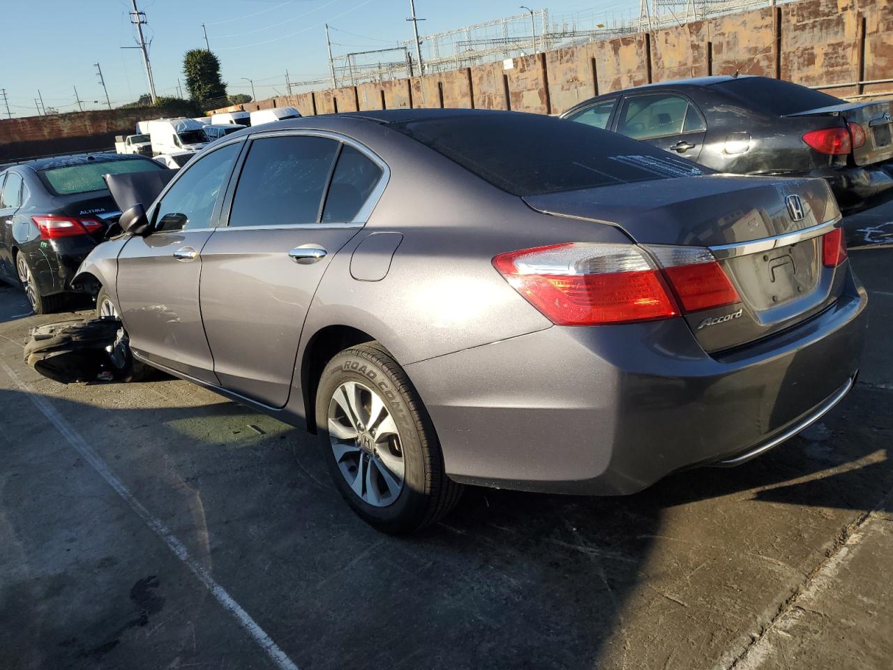 2015 HONDA ACCORD LX photo 3