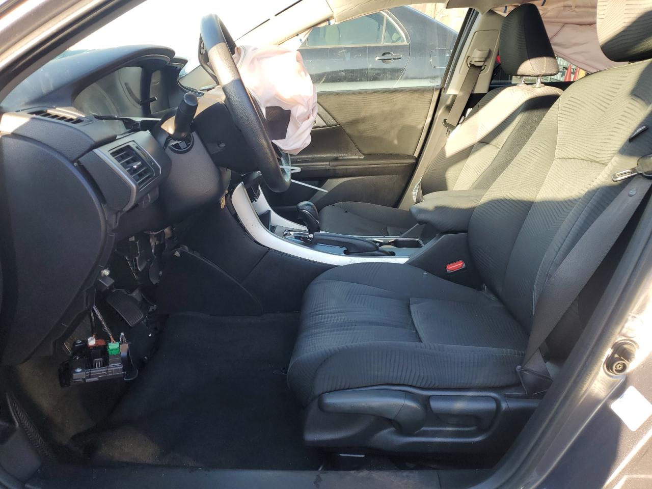 2015 HONDA ACCORD LX photo 13