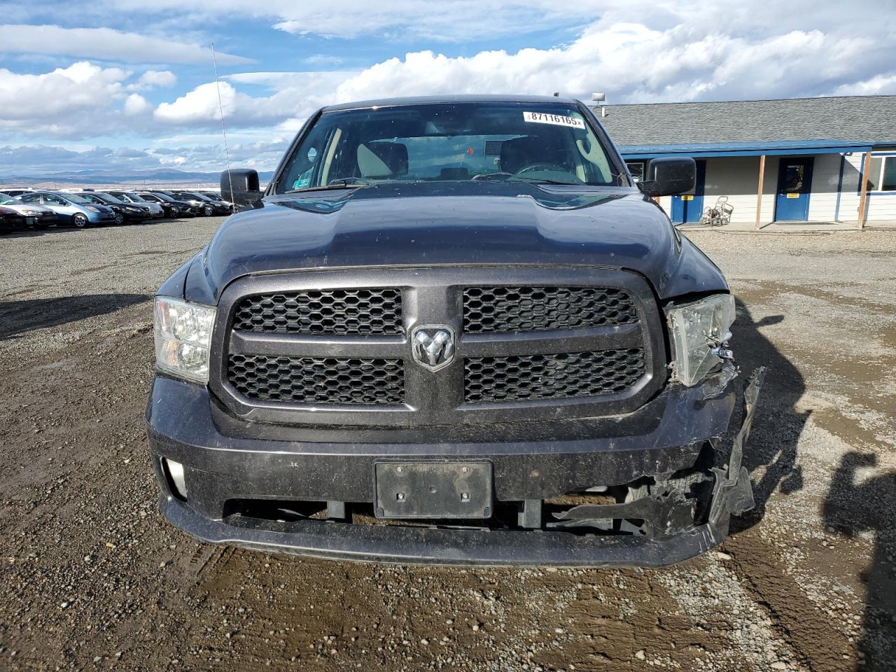 2014 RAM 1500 ST photo 9