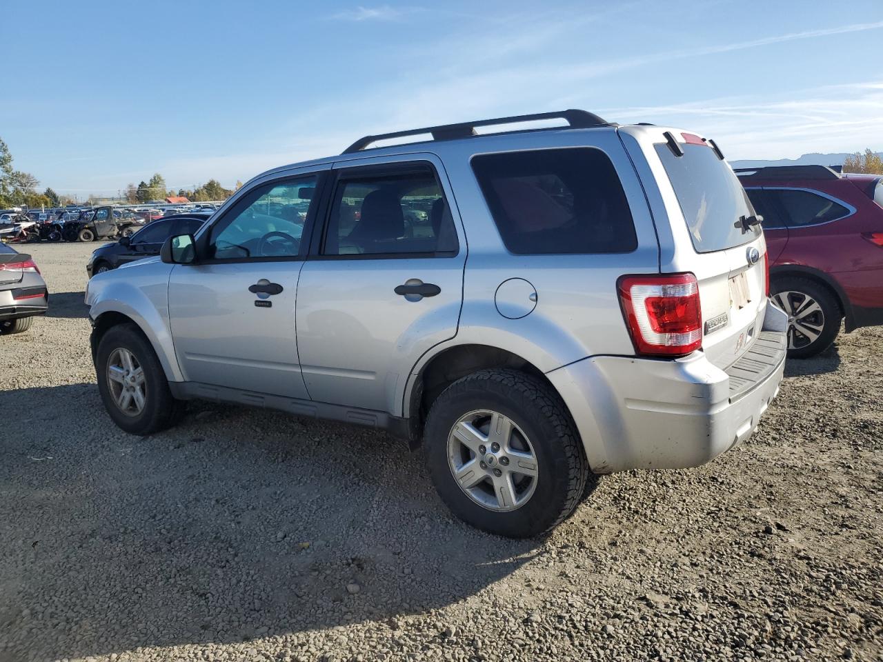 2011 FORD ESCAPE XLT photo 3