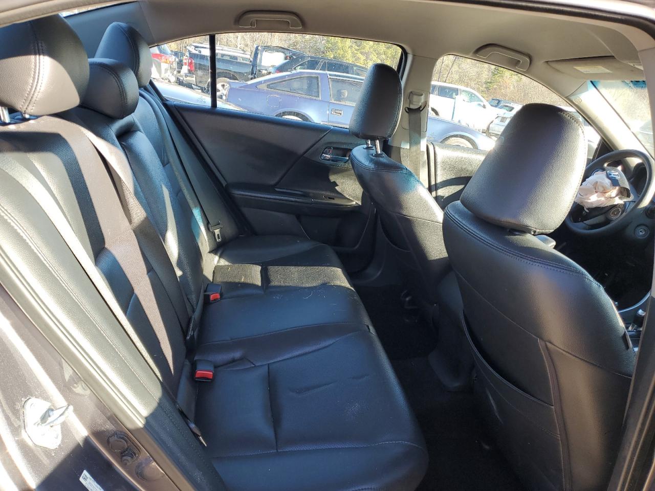 2014 HONDA ACCORD LX photo 28