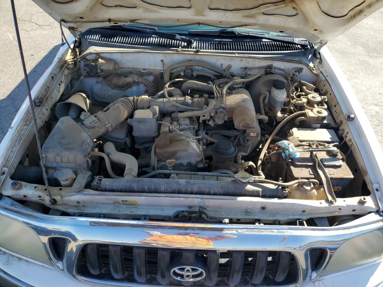 2001 TOYOTA TACOMA XTRACAB photo 21