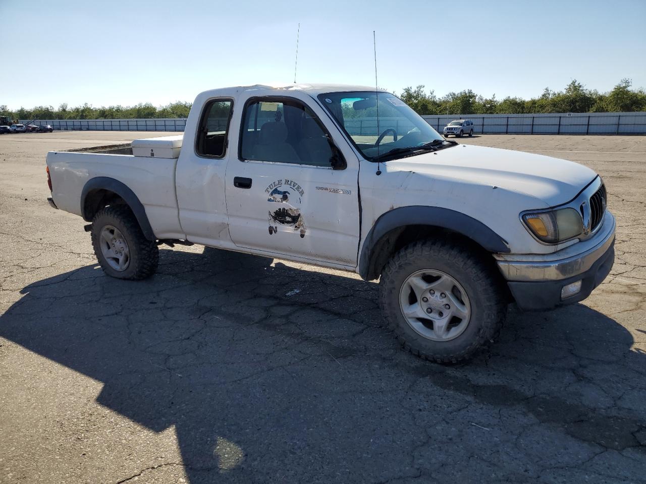 2001 TOYOTA TACOMA XTRACAB photo 7