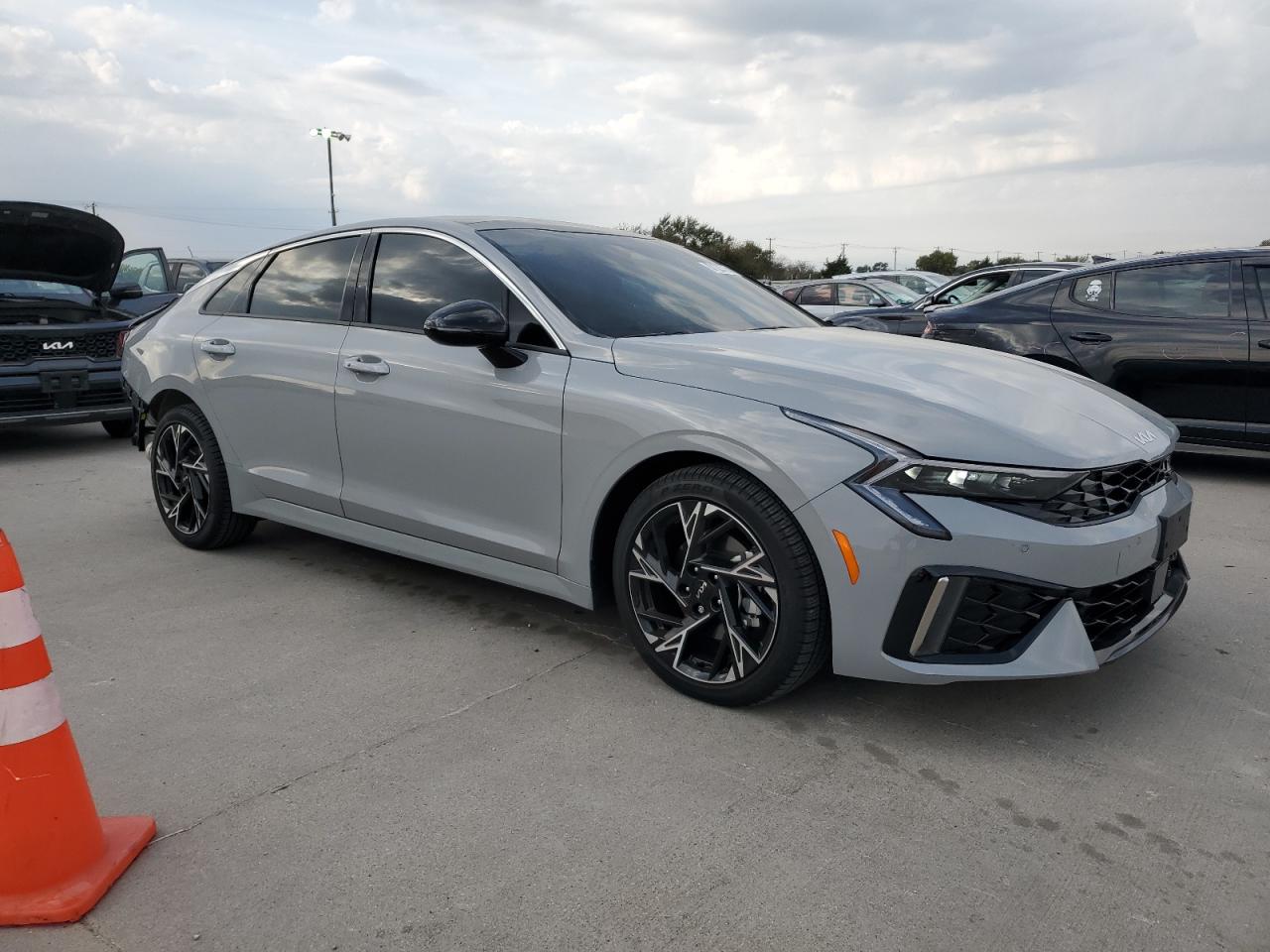 2025 KIA K5 GT LINE photo 7