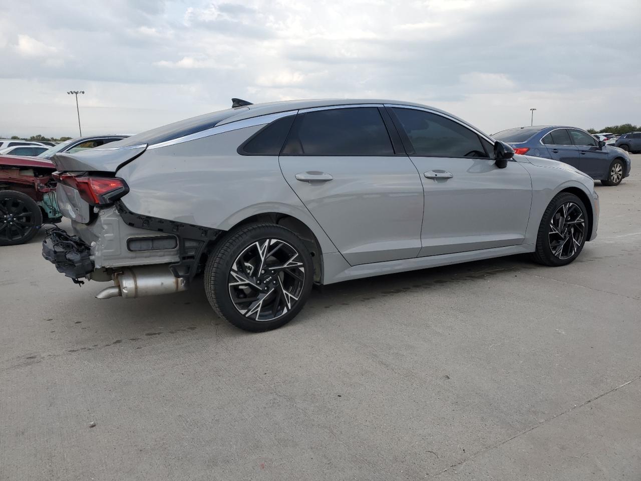 2025 KIA K5 GT LINE photo 5