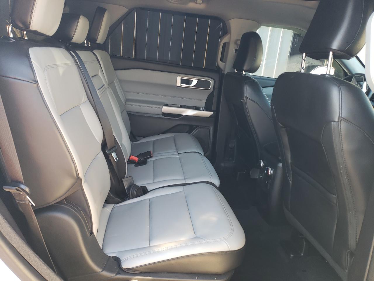2021 FORD EXPLORER photo 11