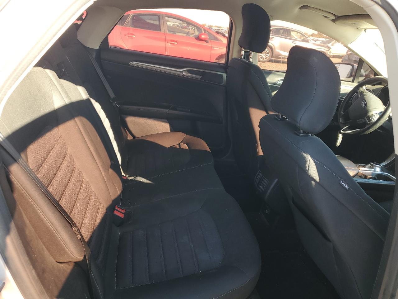 2017 FORD FUSION SE photo 10