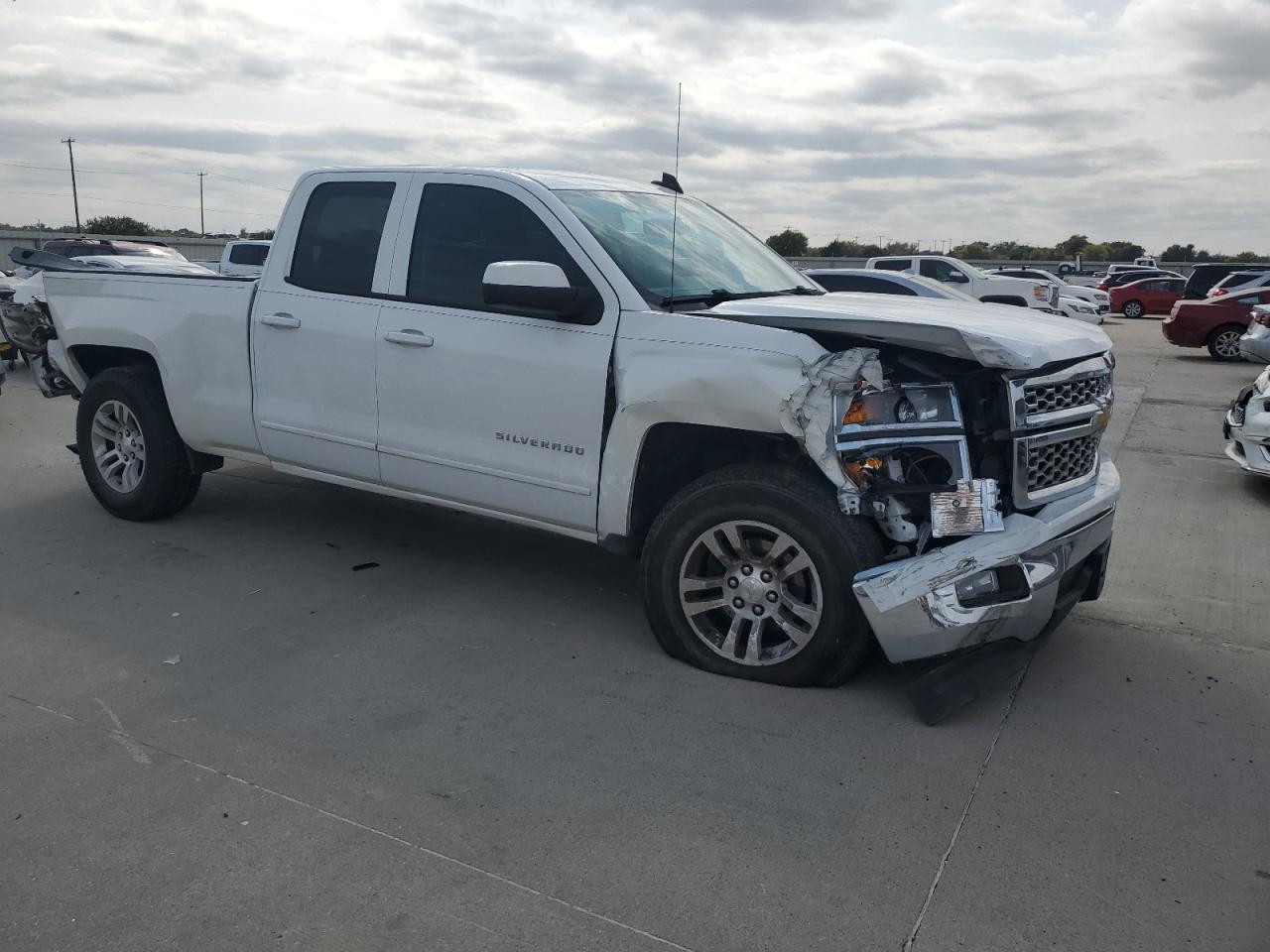 2015 CHEVROLET SILVERADO C1500 LT photo 10