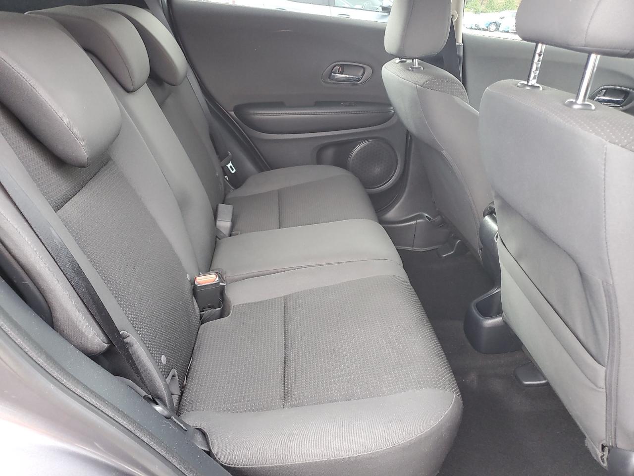 2019 HONDA HR-V LX photo 10