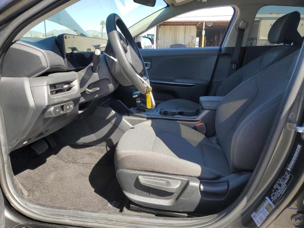 2025 KIA K4 LXS photo 7