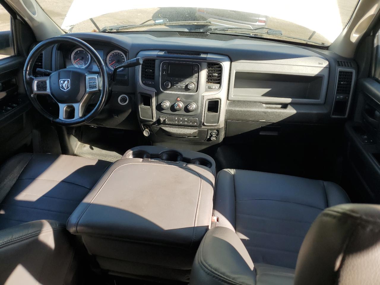 2018 RAM 3500 photo 15